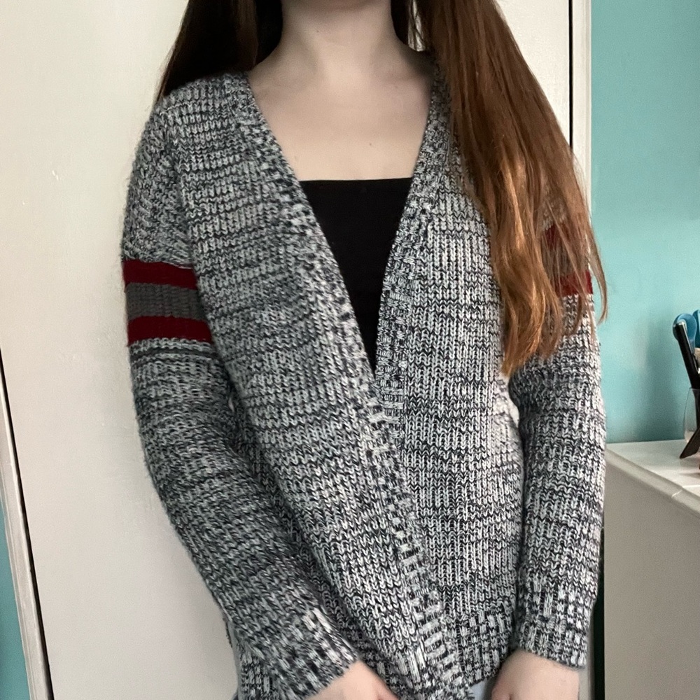 Knitted cardigan